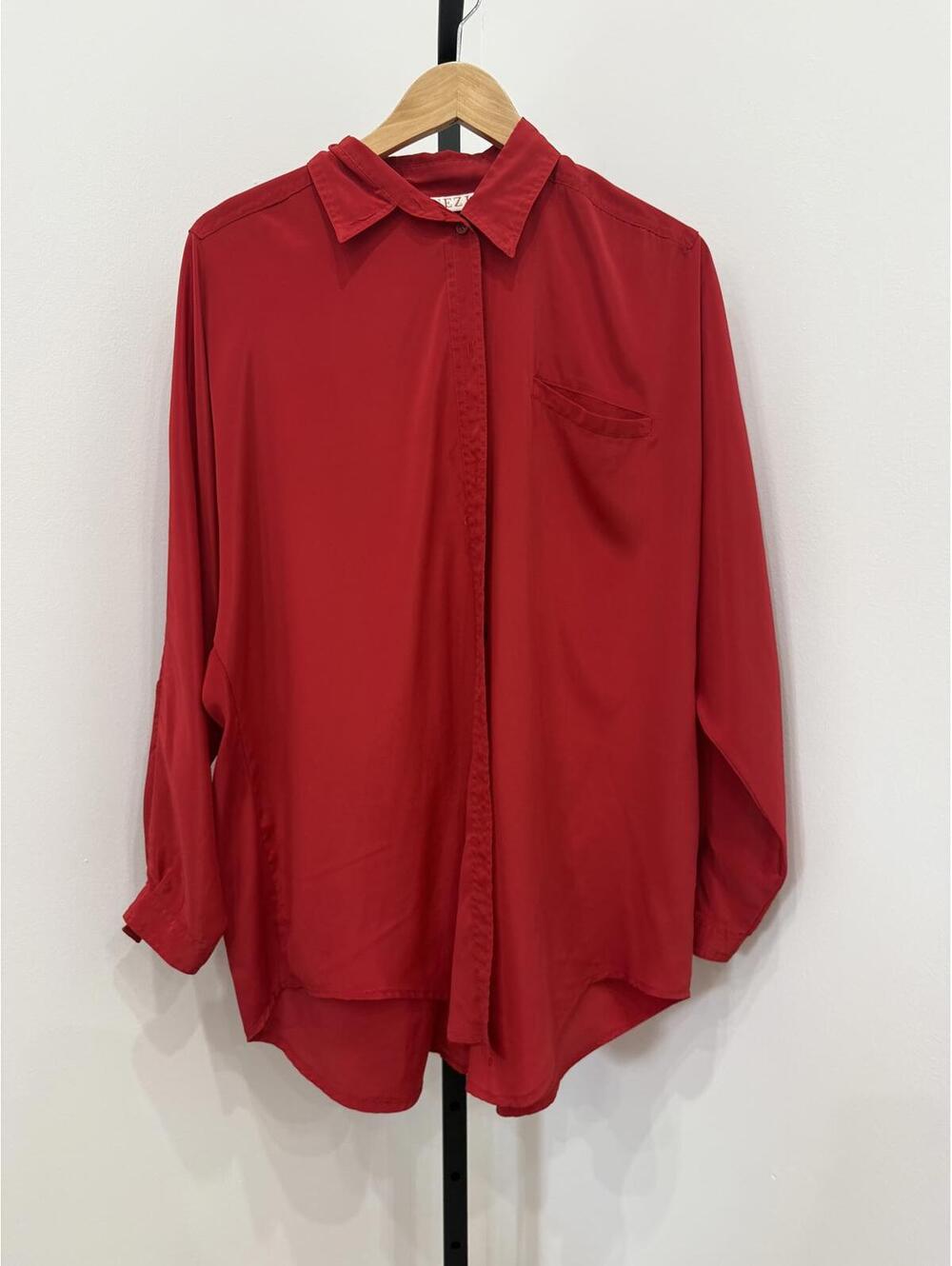 Women's 14/16 Venezia Red Long Sleeve Button-Up Shirt